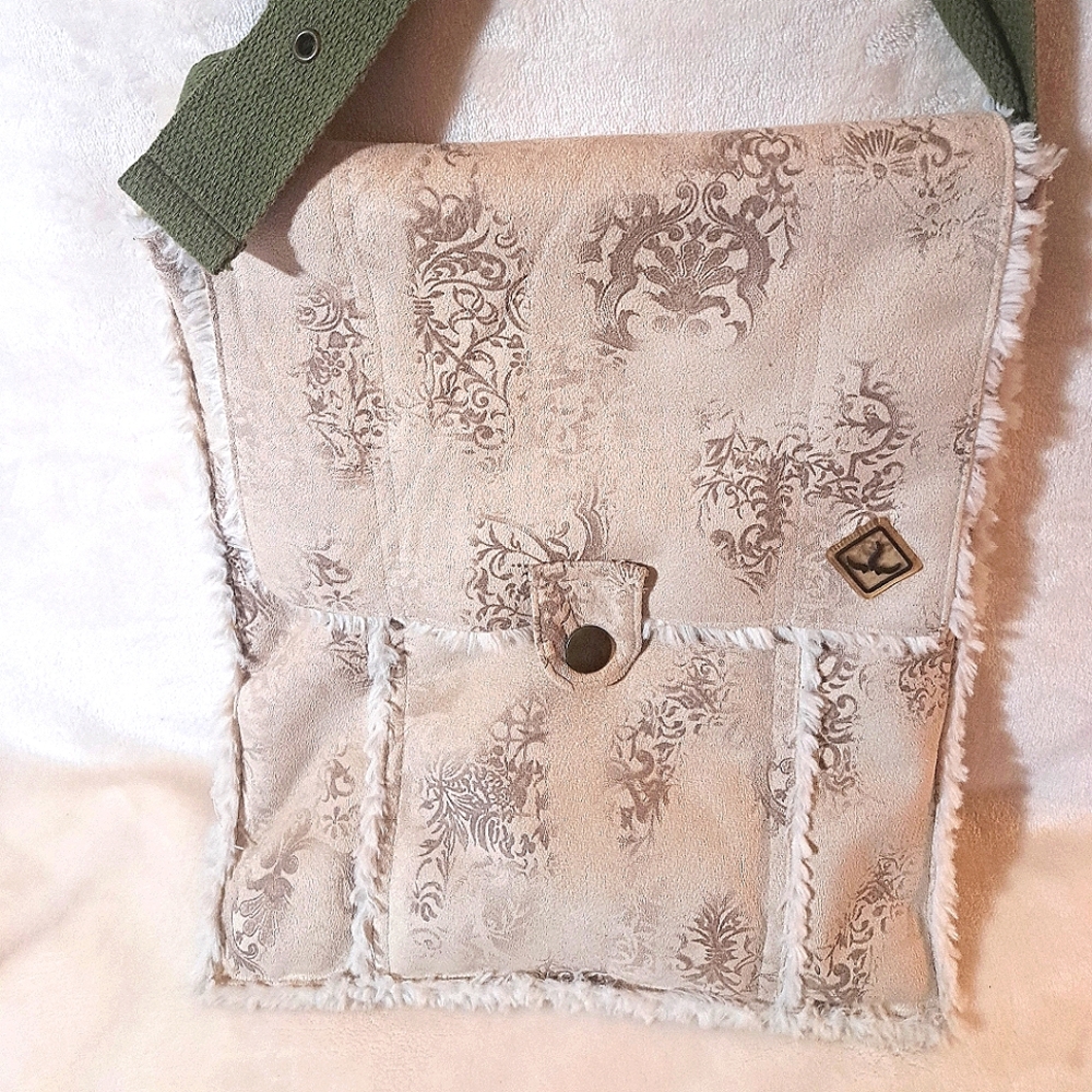Crossbody lambswool purse